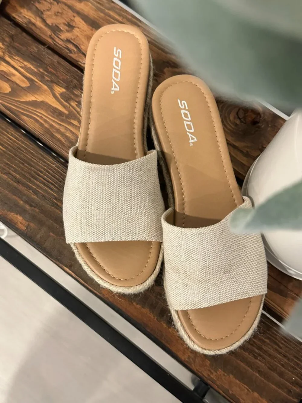 Soda Cream Espadrille Platform Slide Sandals Size 9